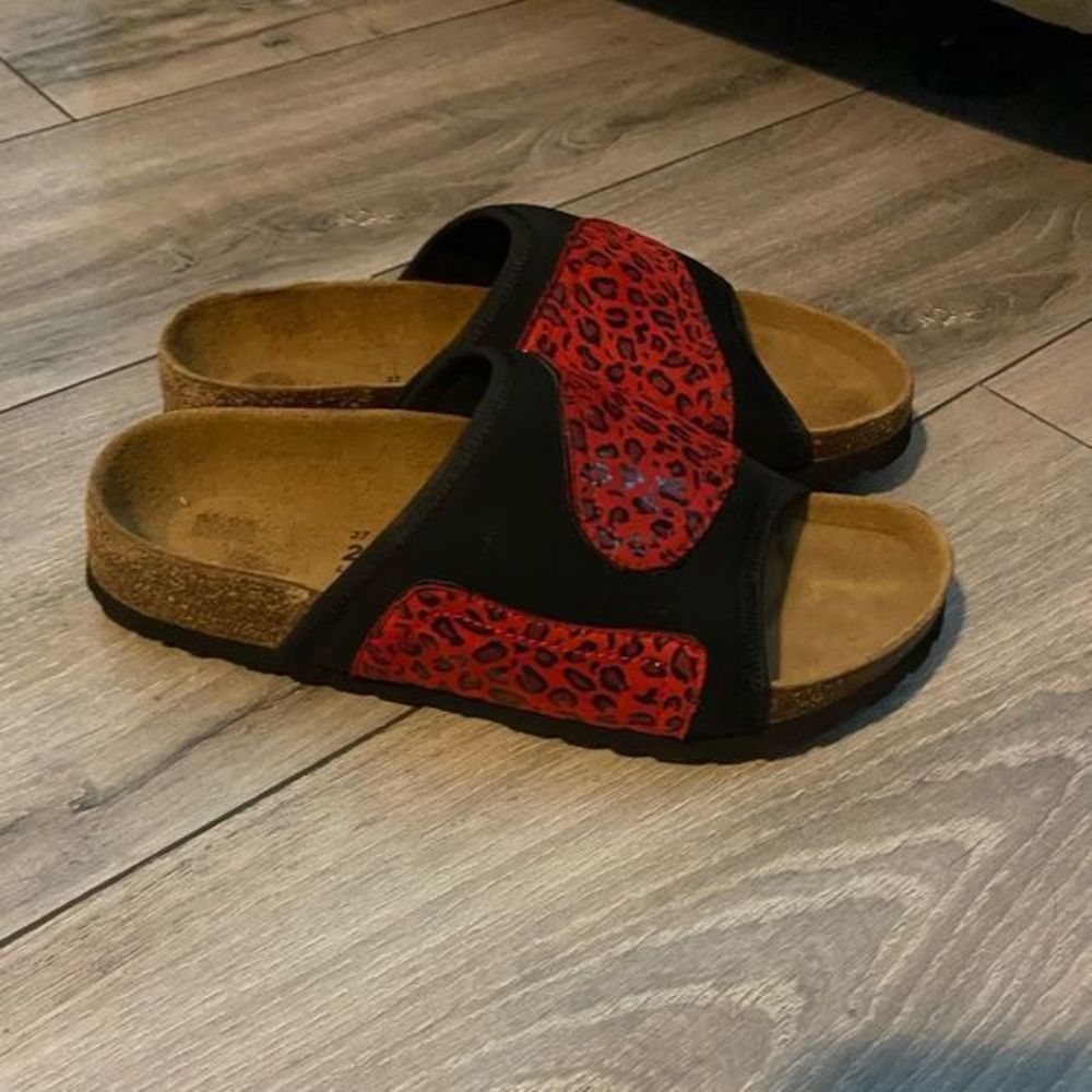Women’s Bertula By Birkenstock sandals shoes Sz.6
